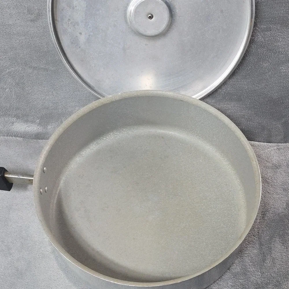 Vintage T-Fal Long Handle‎ Aluminum Pot With Lid Made In France 10 Inch